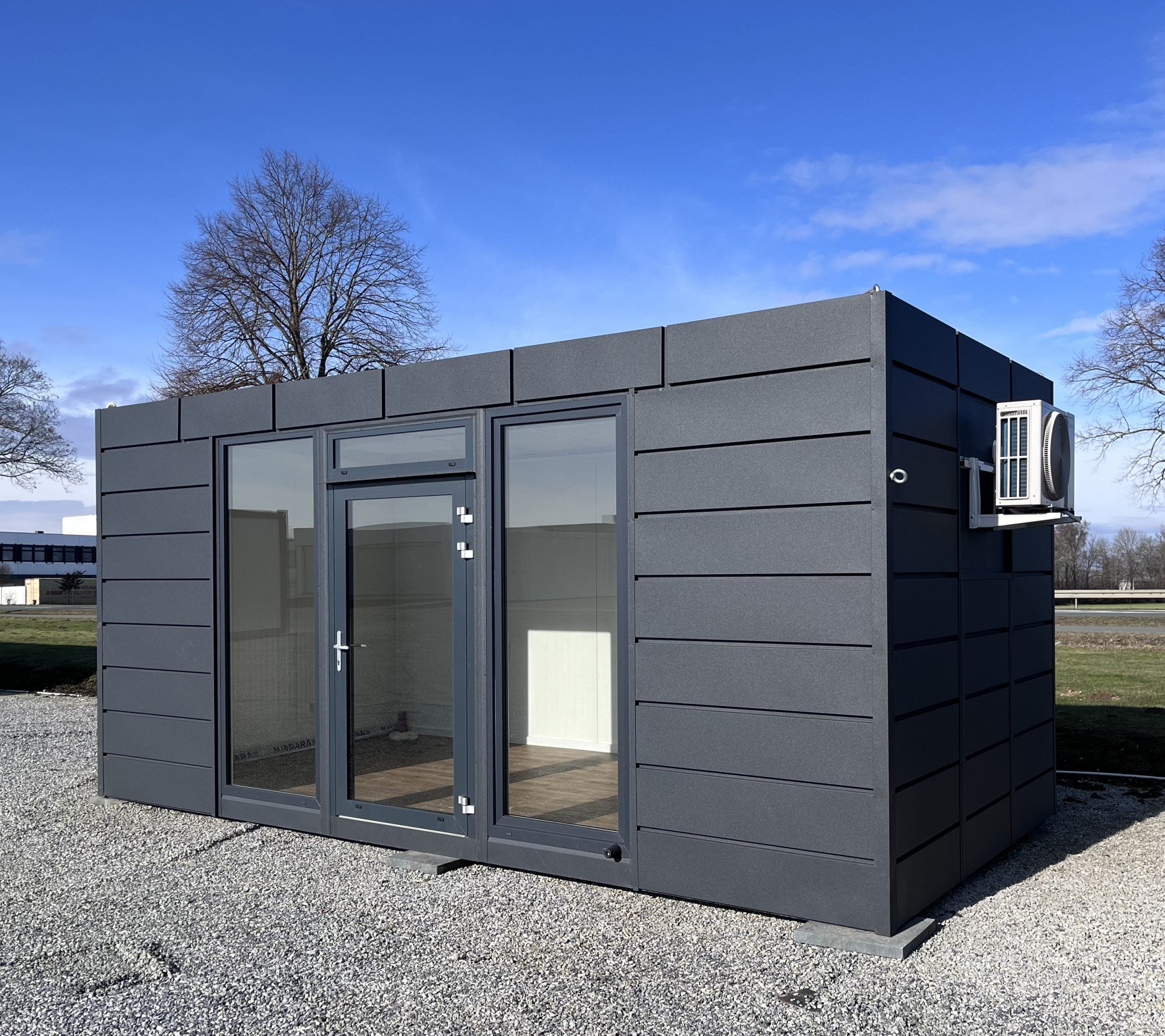 Verkaufspavillon mit bodentiefen Fenstern 18 RAL 7016